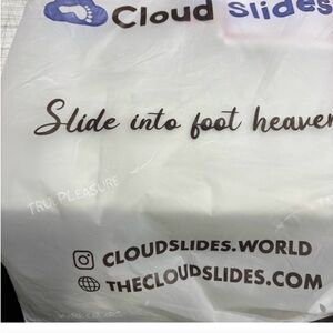 Cloud slides